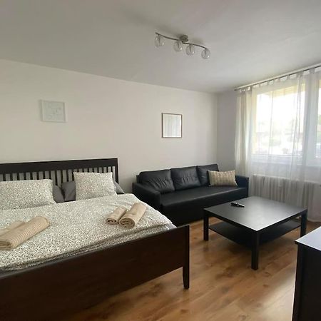 Апартаменты Apartman Ve Valticich Вальтице Экстерьер фото