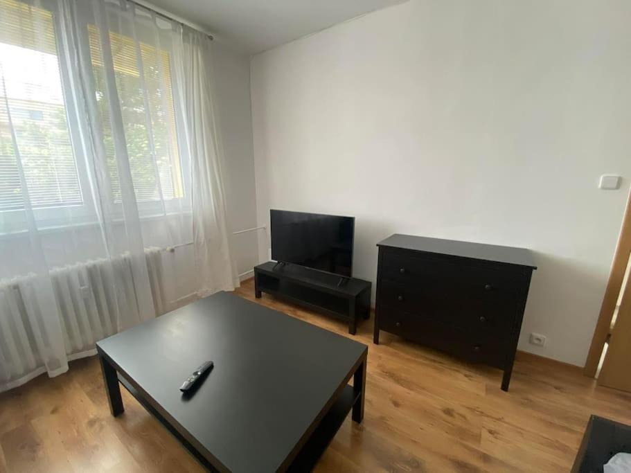 Апартаменты Apartman Ve Valticich Вальтице Экстерьер фото